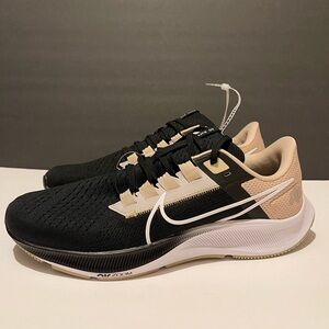 Size 10.5 Men’s Nike Pegasus 38 Colorado Buffaloes Coach Deion Sanders